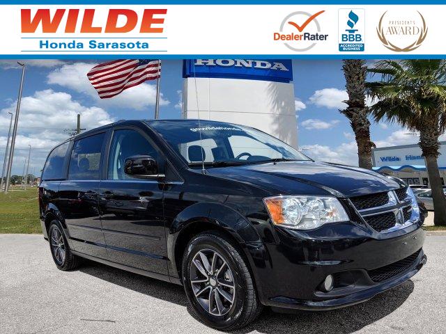 Pre Owned 2017 Dodge Grand Caravan Sxt Mini Van Penger In Pre Owned 2017 Dodge Grand Caravan Sxt